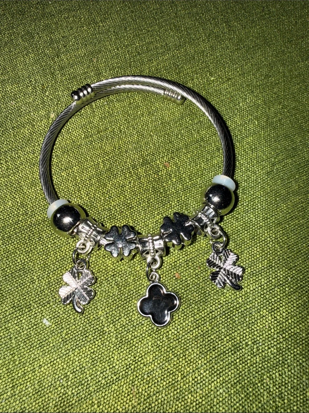 Stainless Steel Black Clover bracelet
